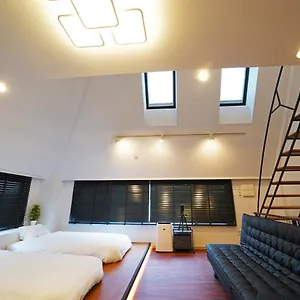 Apartment 龍馬ザタワー Ryuma The Tower 一棟貸切の宿, Tokyo